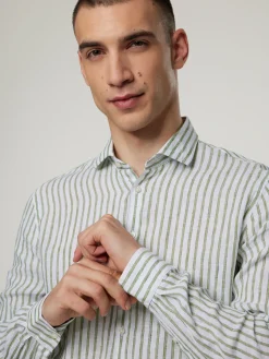 Leinenhemd im Slim Fit