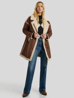 Mantel aus Kunstfell