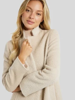 Mantel im Teddy-Look