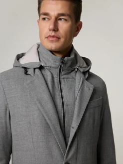 Mantel mit abnehmbarer Kapuze