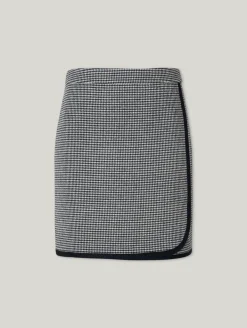 Minijupe in Wickeloptik