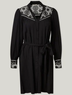 Minikleid mit Spitzeneinsatz