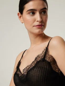 Nachthemd mit Spitze