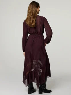 Plisseekleid mit Spitze