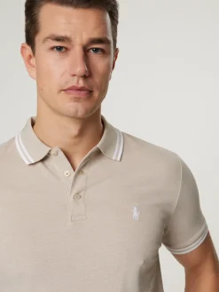 Poloshirt im Custom Fit