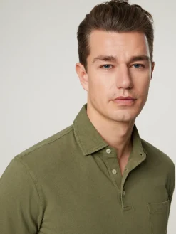 Poloshirt mit Leinen im Costum Fit