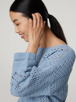 Pullover mit Lochstickerei