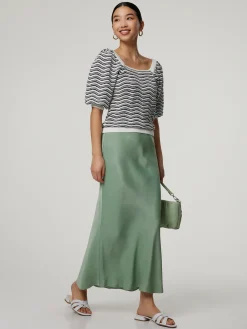 Pullover mit Lochstickerei