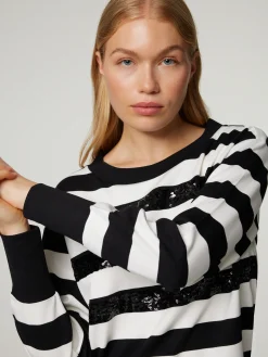 Pullover mit Pailletten