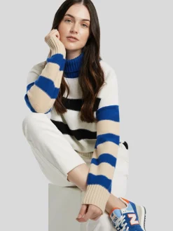 Pullover mit Streifen