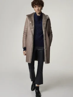 Reversibler Lammfellmantel