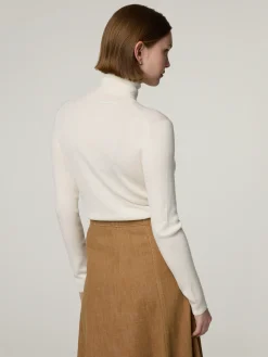 Rollkragenpullover aus Wolle