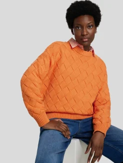 Rundhalspullover mit Webstruktur