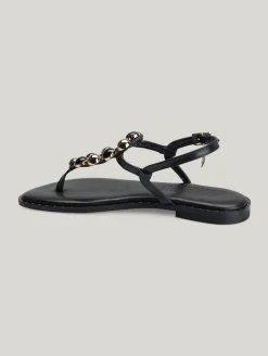 Sandalen mit Steinen