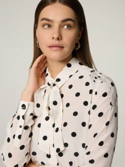 Schluppenbluse aus Seide