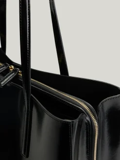 Shopper aus Lackleder