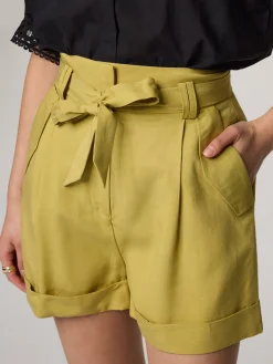 Shorts mit Bundfalte BIANCA