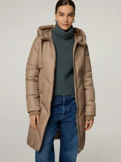 Steppmantel mit Kapuze