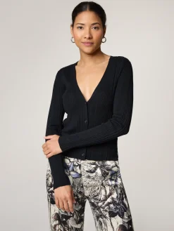 Strickjacke mit Rippen