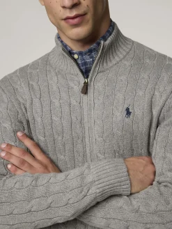 Strickjacke mit Stehkragen