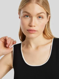 Stricktop aus Schurwolle