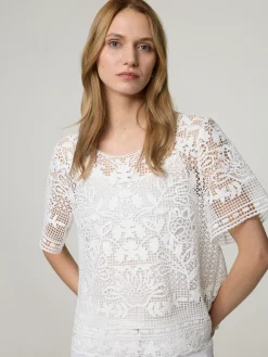 T-Shirt aus Häkelspitze