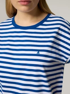 T-Shirt im Loose Fit IDAARA