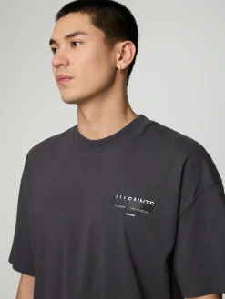 T-Shirt im Oversized Fit REDACT