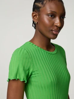 T-Shirt im Shaped Fit