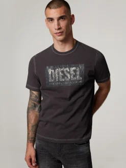 T-Shirt im Slim Fit ADJUST