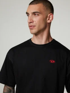 T-Shirt im Slim Fit BOXT