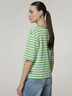 T-Shirt mit Leo-Details